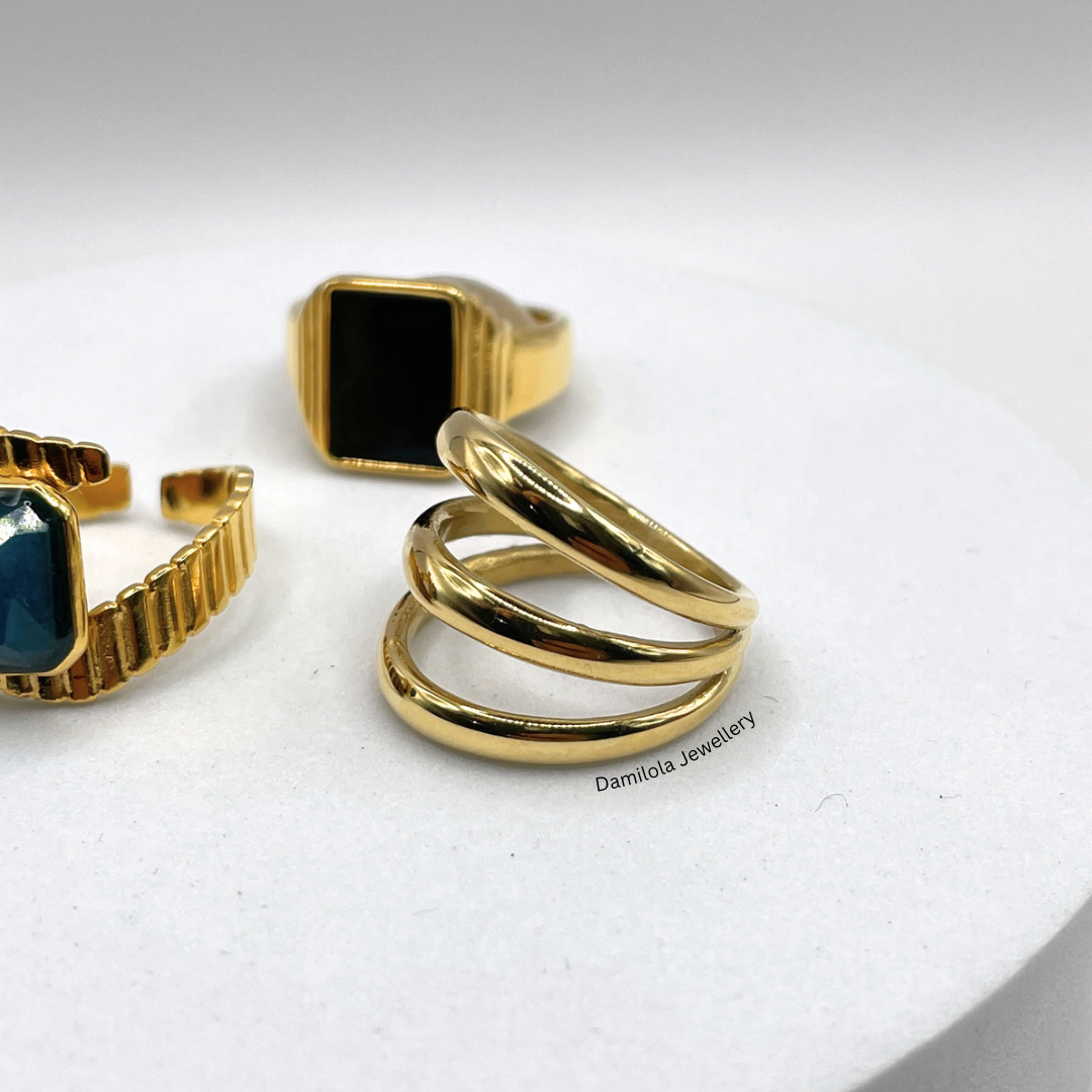 Triple Loop ‘Tyra’ Ring
