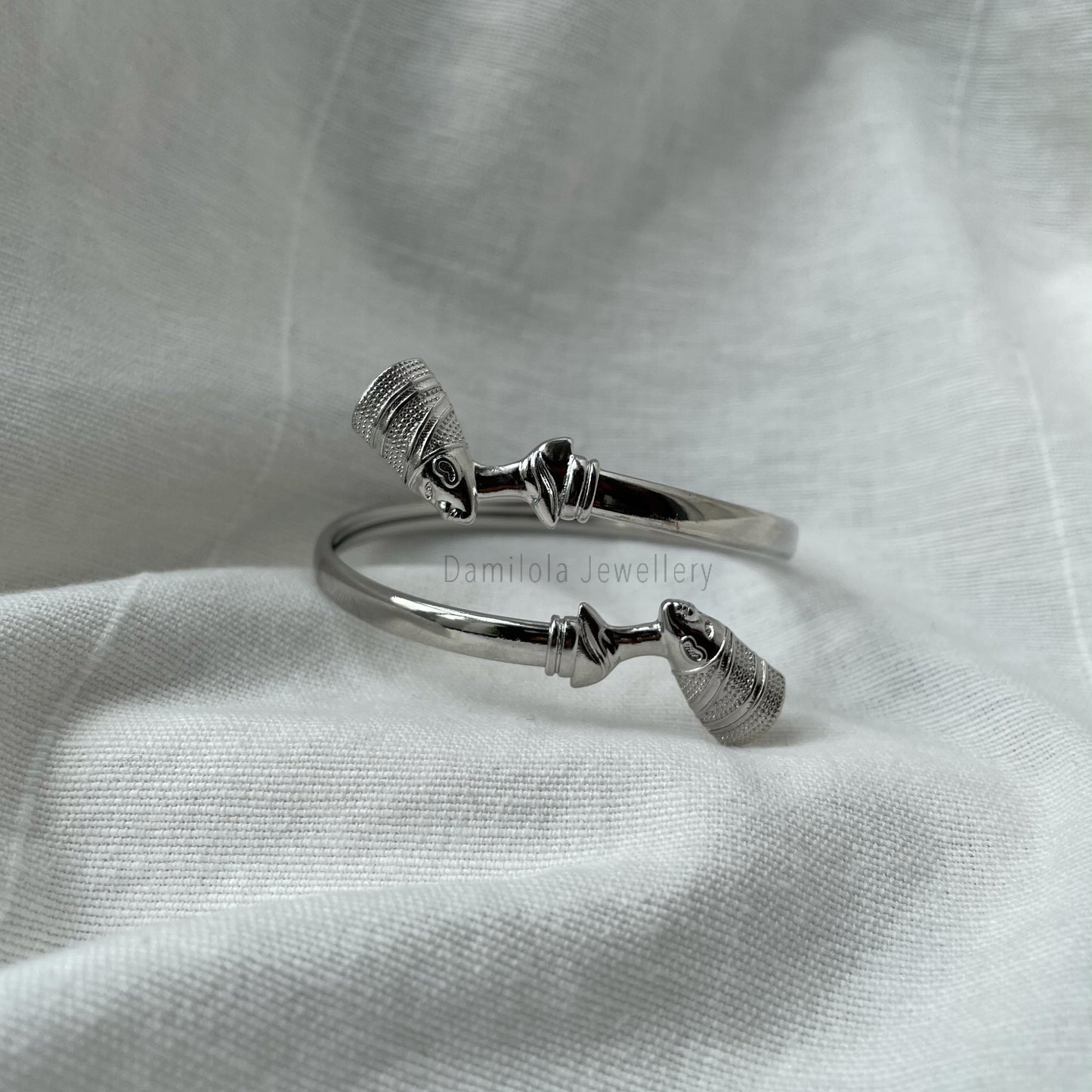 Queen Nefertiti Bangle - Gold/Silver/Black