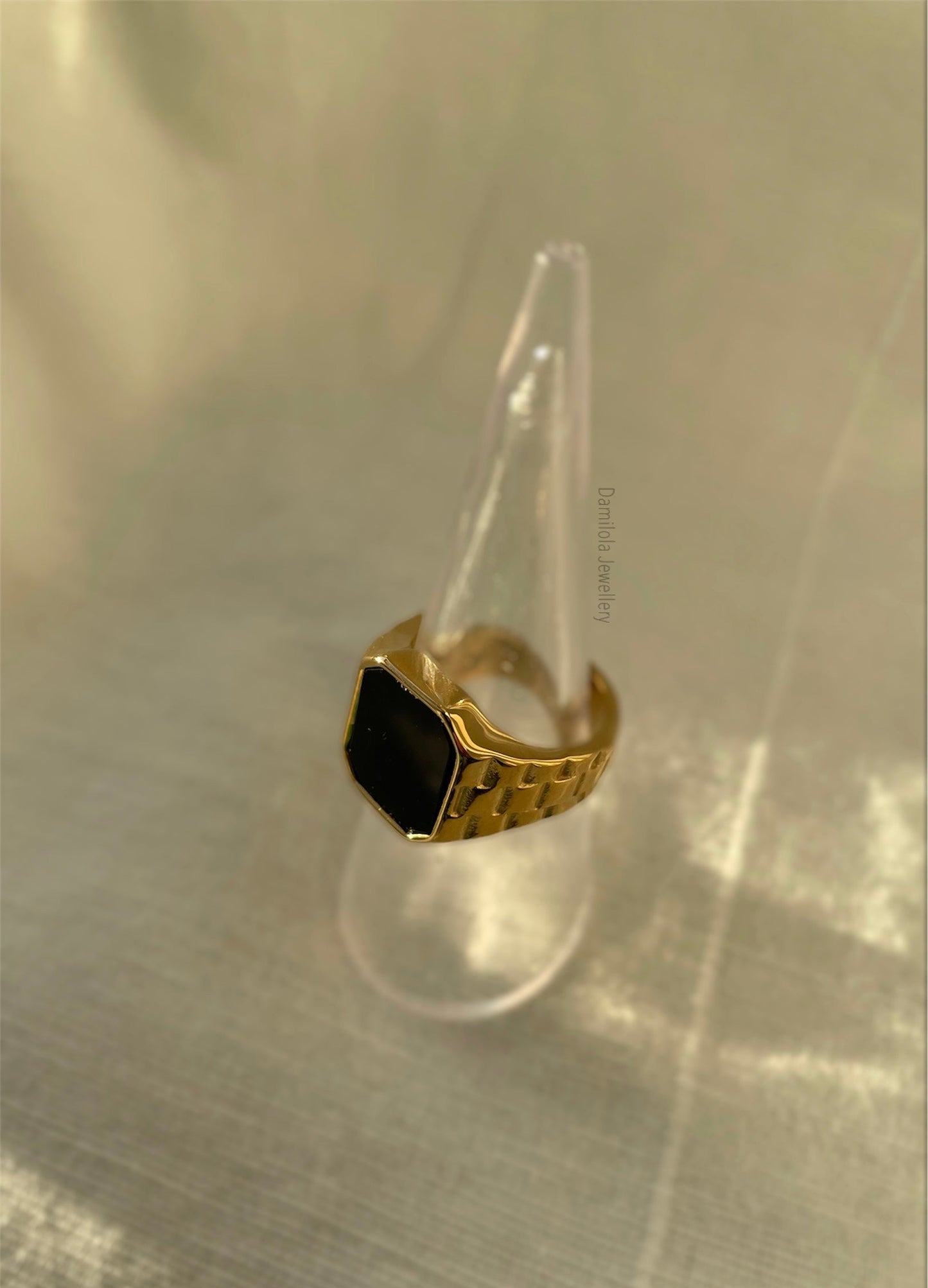 ‘Jelani’ Ring - Black/White